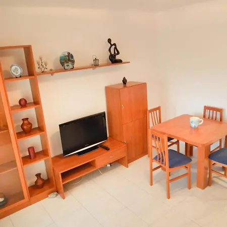 Villas Cosette - Apartamento Mar Bella 17 *